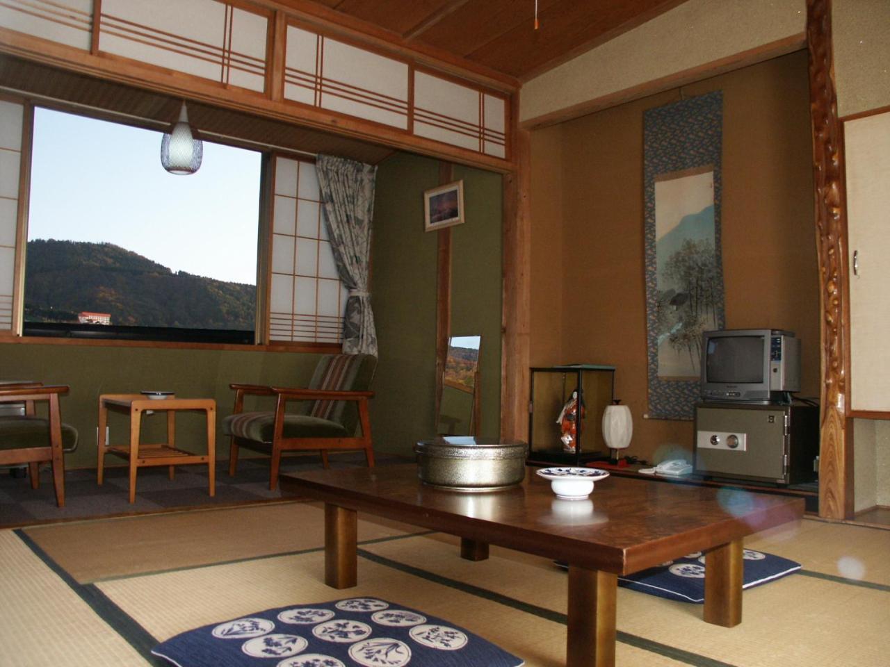 ホテル 伊藤屋 山形市 エクステリア 写真
